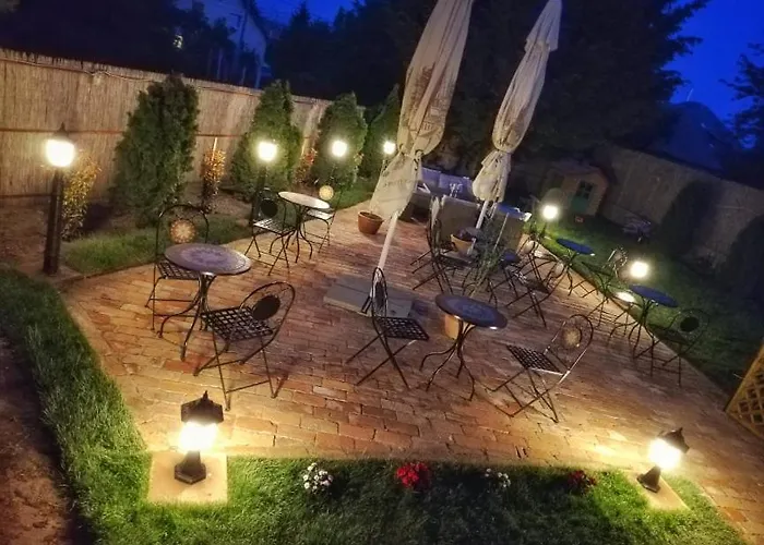 Poirot Balcony Apartament